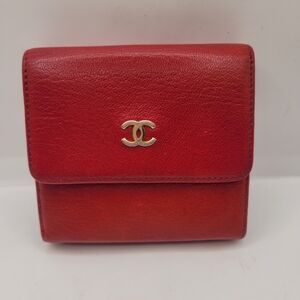 CHANEL Red Leather Wallet Luxurious Design